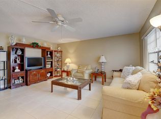 7 Burgundy Dr #7-A, Delray Beach, FL 33484