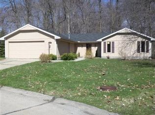 10081 N Surfside Cir, Aurora, OH 44202
