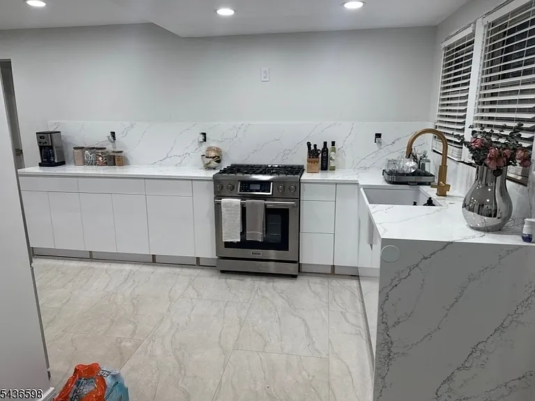 114 Washington Valley Rd — Photo 1