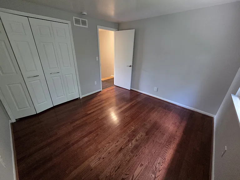 6076 Glen Eagles Dr — Photo 16