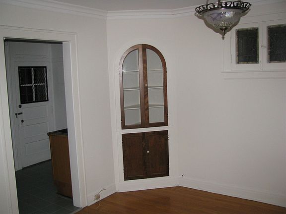 4th image of 4528 N Wolcott Ave #1A