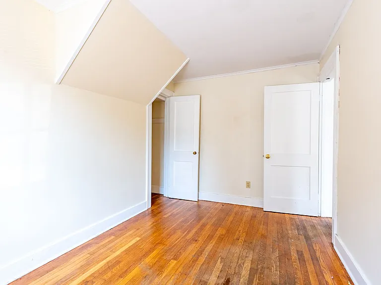 360-364 South Winooski Ave — Photo 4