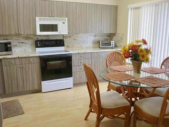 3rd image of 11135 Green Lake Dr APT 203