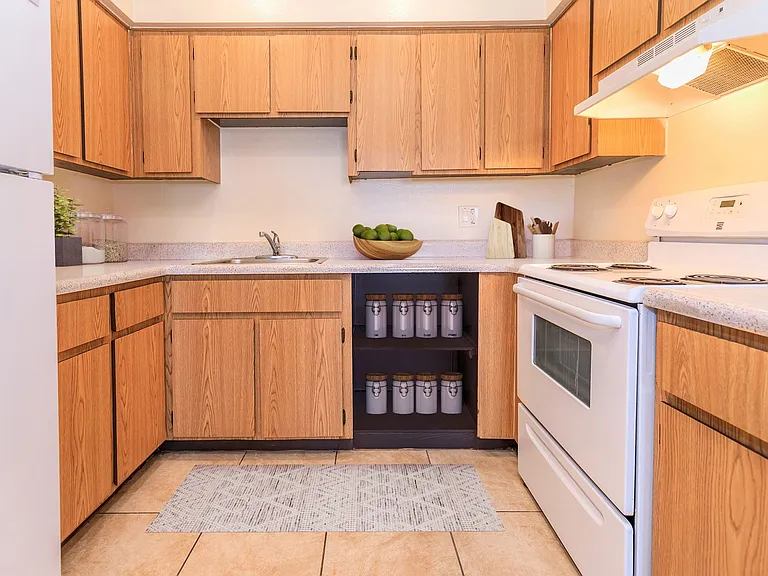 5535 W McDowell Rd — Photo 46