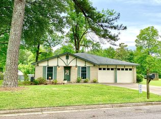 525 Chestnut Dr, Starkville, MS 39759
