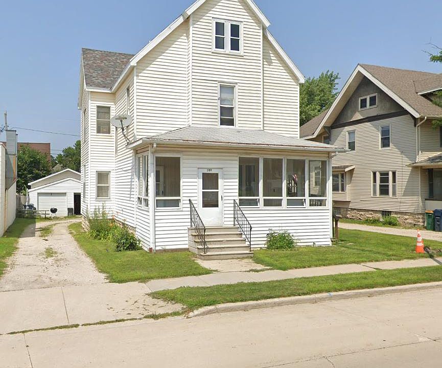 1st image of 109 Forest Ave #1