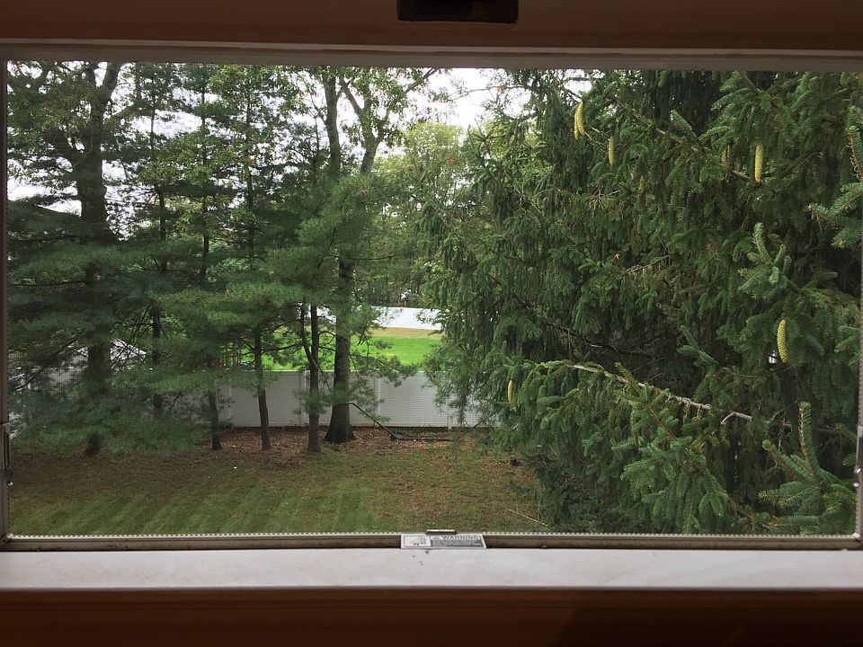 1st image of 106 Cambon Ave