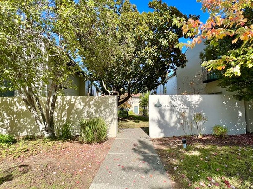 1st image of 1032 Marina Dr