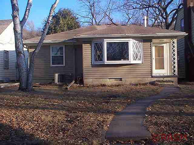 1st image of 1343 N 5th St