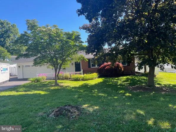 2221 Welsh Dr, Pottstown, PA 19464