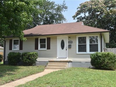 1910 N Lakeland Dr, Norfolk, VA, 23518