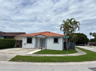 5656 SW 149th Pl, Miami, FL 33193