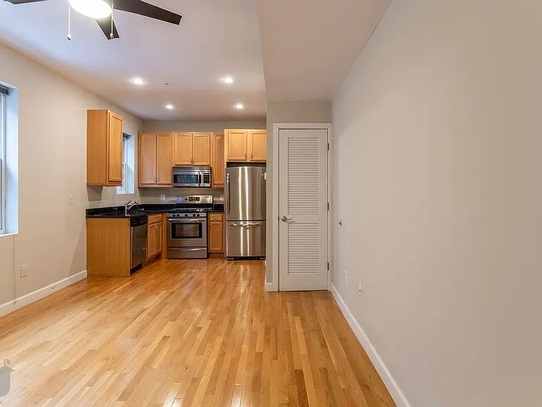 1440 Columbia Rd NW #303 — Photo 7