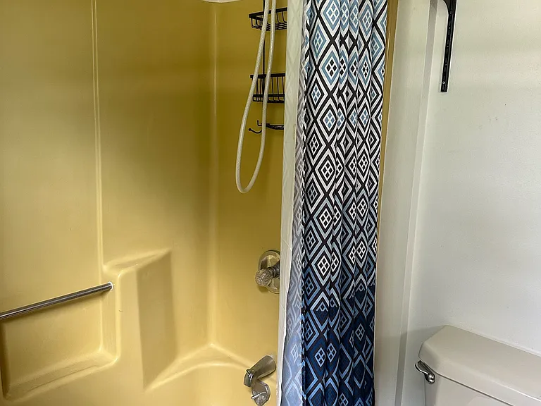 403 S Griswold St #2 — Photo 6