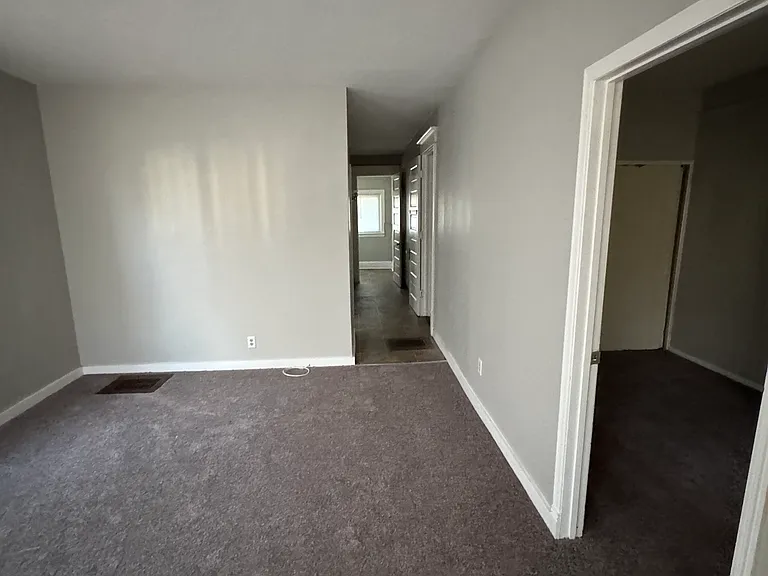 708 W Washington St #1 — Photo 9