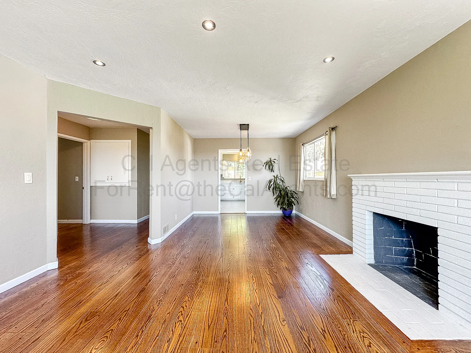 3 bed, 1751 sqft, $3,900 — Photo 2