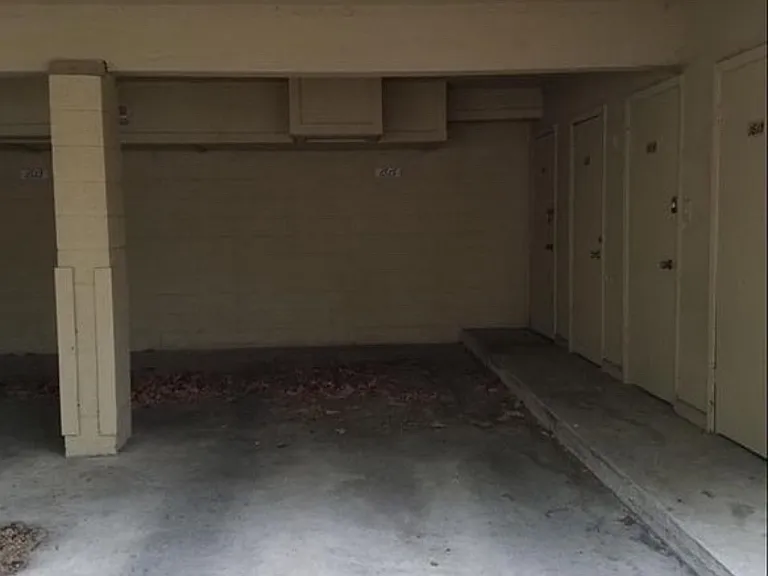 1515 Monterry Pl — Photo 4