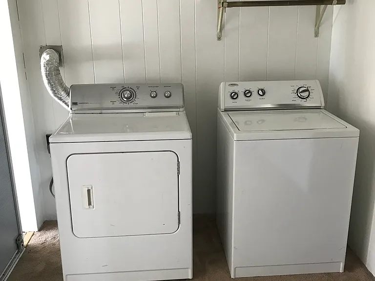 N39W6191 Jackson St — Photo 11
