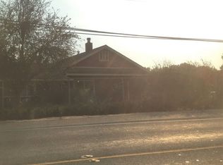 702 Hall Rd, Royal Oaks, CA 95076