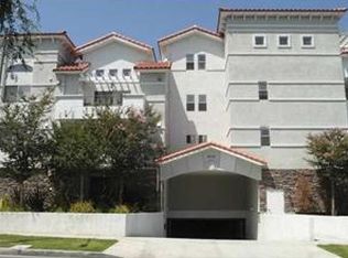 4733 W Elmwood Ave #404, Los Angeles, CA 90004