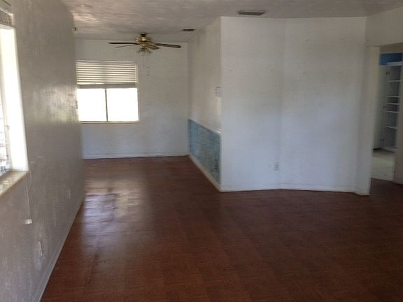 5th image of 4053 37th Ave N