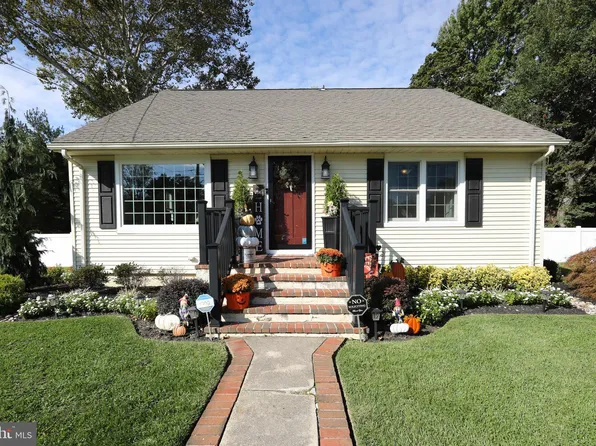 112 Burlington Ave, Voorhees, NJ 08043