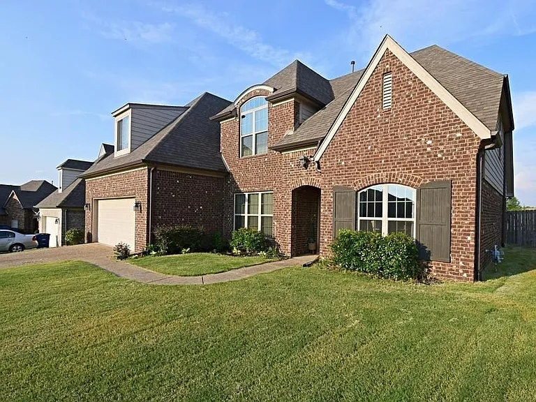 4950 E Trinity Park Dr — Photo 2