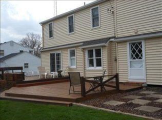 528 Old Bridge Rd, Grand Blanc, MI 48439