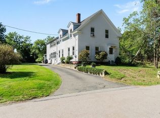 26 Clinton Ave FLOOR 2, Danvers, MA 01923