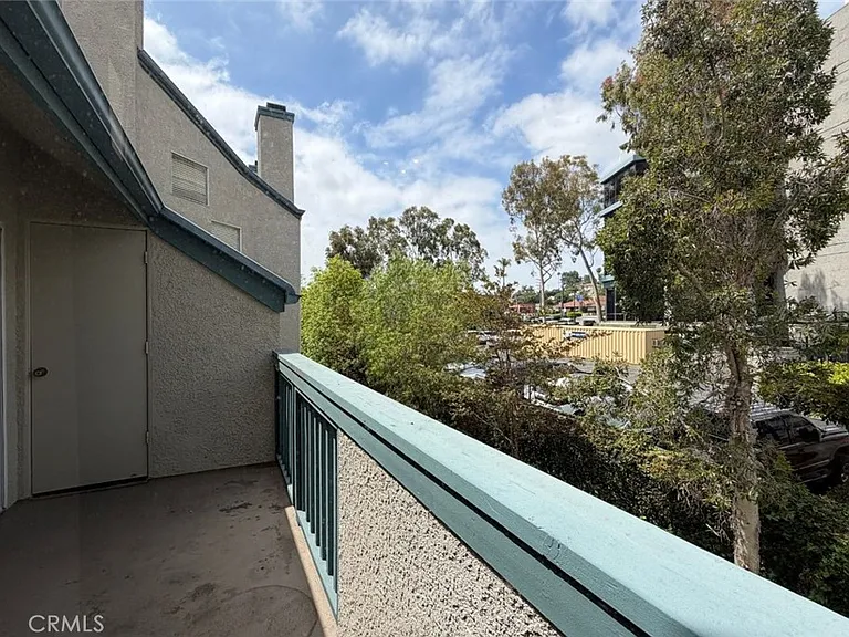 1445 Brett Pl #319 — Photo 12