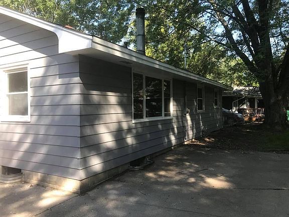 2nd image of 6032 Yukon Ave N