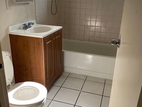 3rd image of 1298 Tripp Ave #22