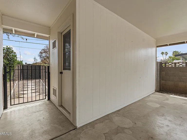 1229 E Manhatton Dr — Photo 23