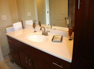 322 E Moler St, Columbus, OH 43207