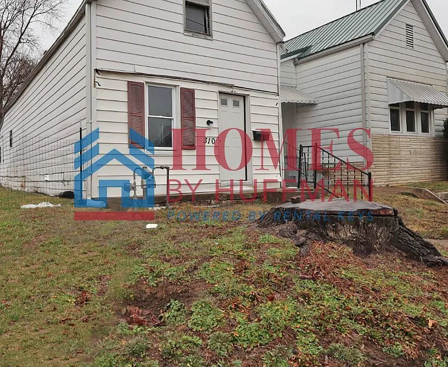 310 E Franklin St