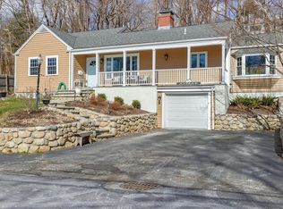 33 Simmons Rd, Hingham, MA 02043