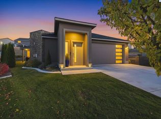 4939 Smitty Dr, Richland, WA 99352