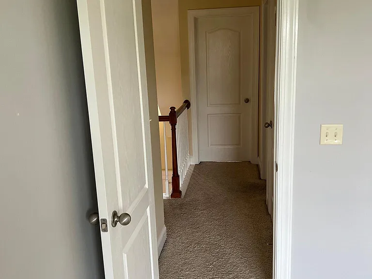 109 Fieldcrest Cir — Photo 40