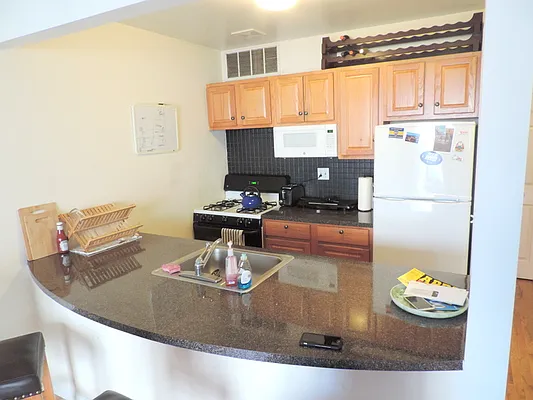 Rented by J Misrahi Realty Corp | media 9