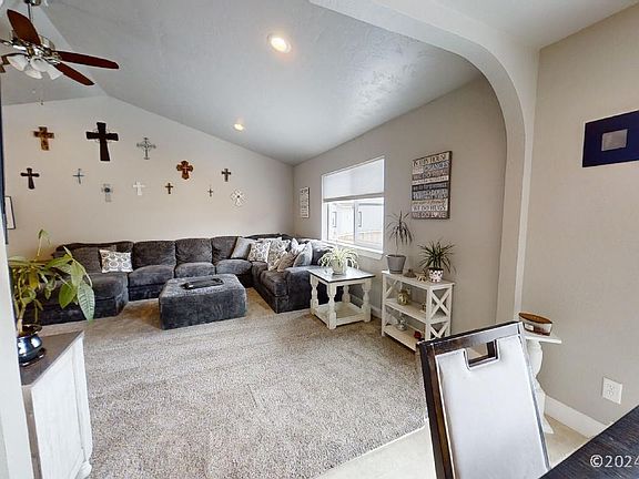 5th image of 4214 Shoshone Dr