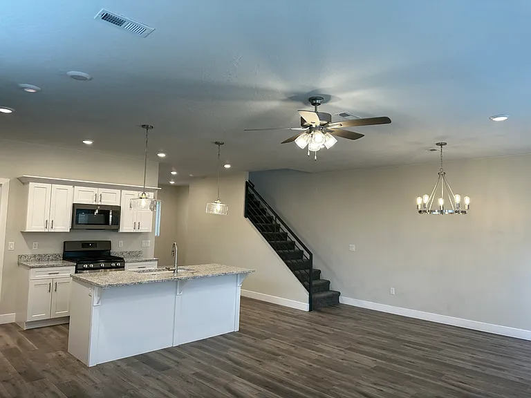 973 Spruce St — Photo 8