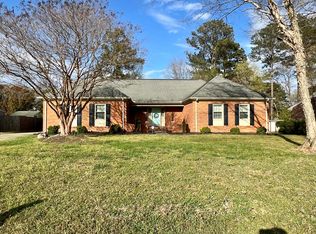 105 Beechwood Dr, Roanoke Rapids, NC 27870