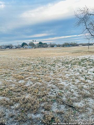 602 N COTULLA ST LOT 1, Carrizo Springs, TX 78834 | MLS #1746502 | Zillow