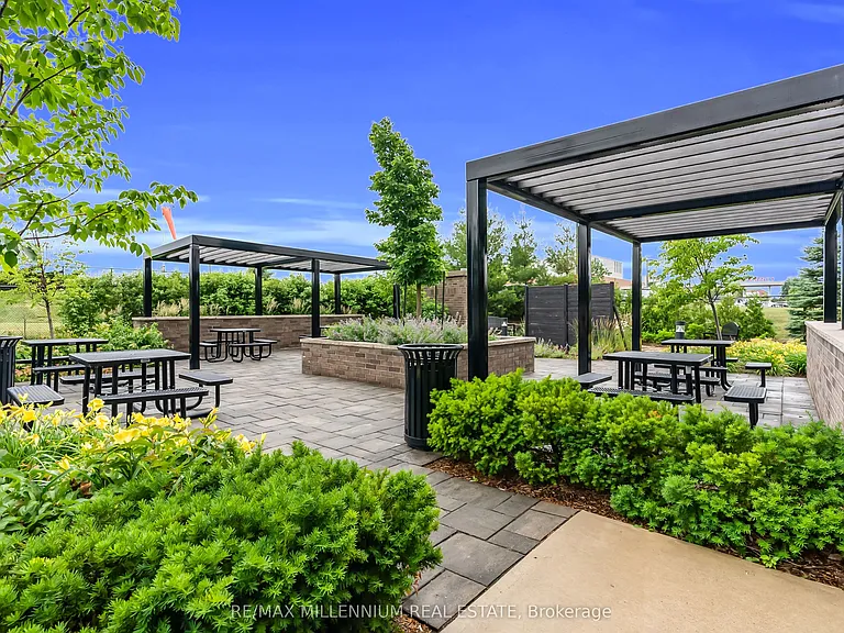 610 Farmstead Dr #220 — Photo 19