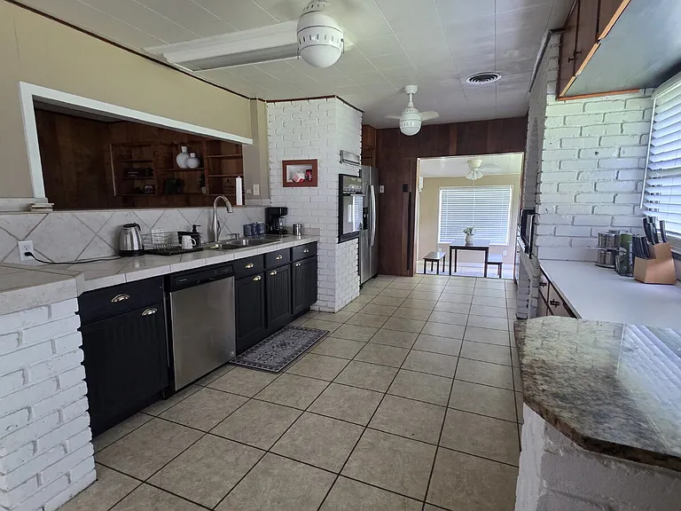 5809 Washington Ave #A — Photo 17