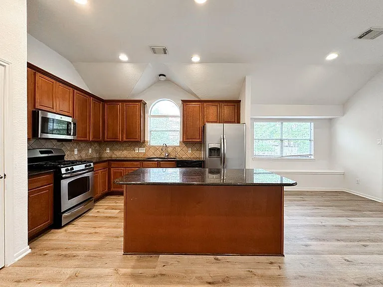 73 E Montfair Blvd — Photo 15
