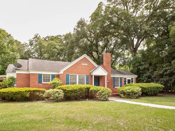 708 Magnolia Dr, Waycross, GA 31501