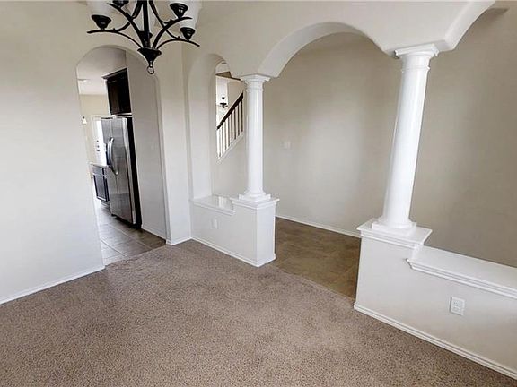 4th image of 9613 Fratelli Ct