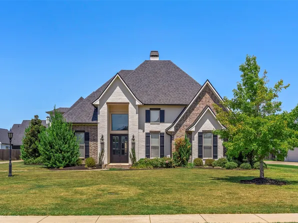 624 Silkwood Dr, Benton, LA 71006