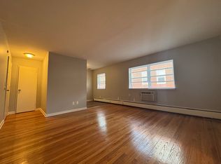 21-C20 Evergreen Ave #C20, Hartford, CT 06105